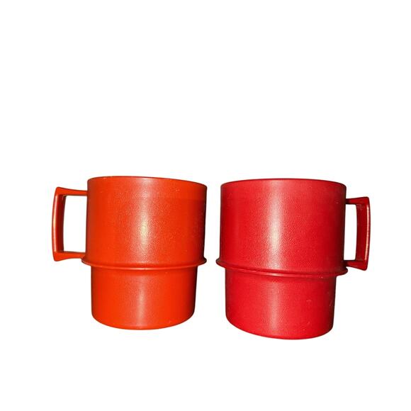 Tupperware Stackable Mugs w/ handles Harvest Orange Vintage And Red Set Of 2 - Picture 1 of 4